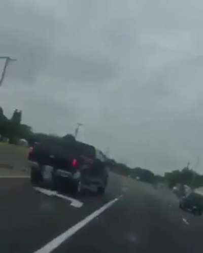 Things you Love to see, hate drivers who think they own the road &amp;amp; drive like right fucking pricks.