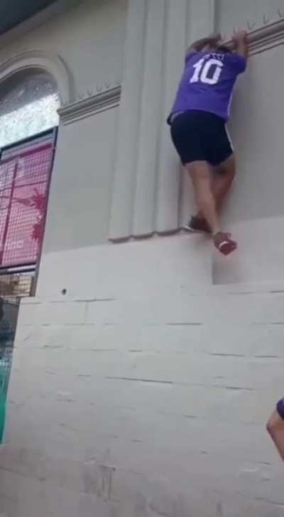 MY LEG IS GONE