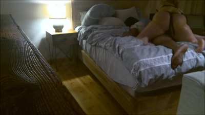 B-roll pegging footage