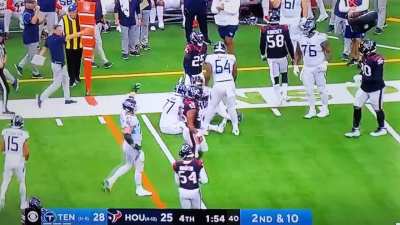 [Highlight] COTY candidate Mike Vrabel smiles as Dontrell Hilliard does exactly what he was coached to do