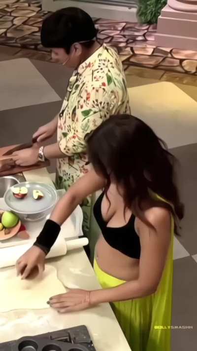 Nia Sharma