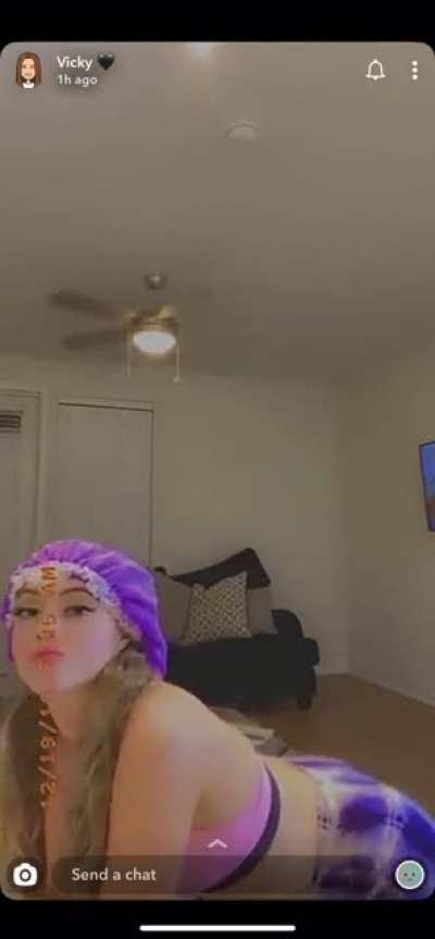 Full twerk video (she&rsquo;s getting better)