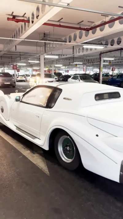 Just passing through… in Jeremy Clarkson’s Mitsuoka Le Seyde.