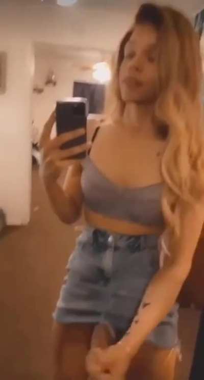 mirror show
