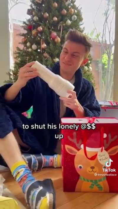 When he&rsquo;s single and it&rsquo;s Christmas time