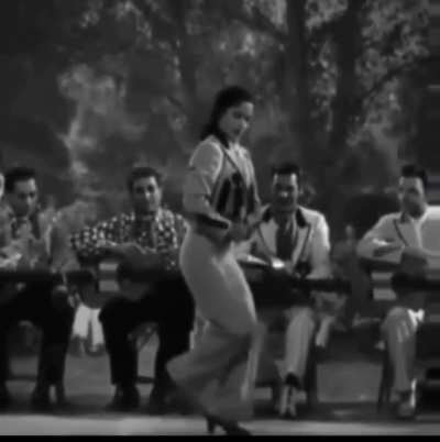 Carmen Amaya: &ldquo;the greatest Flamenco dancer ever" &amp;amp; first woman to master this intricate footwork originally reserved for males (1944)