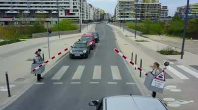 Bitch, I&rsquo;m walking here.