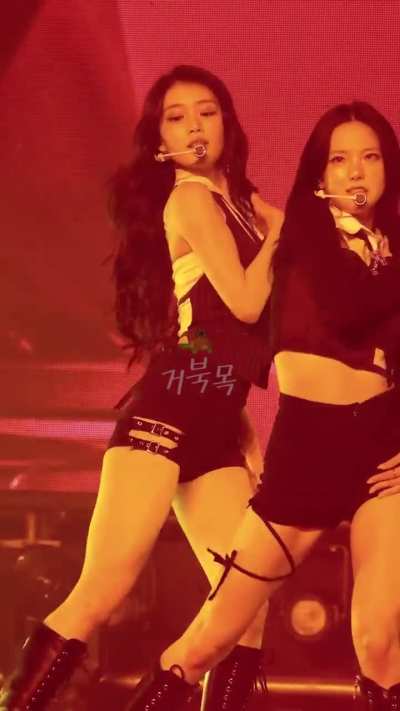 Yujin &amp;amp; Xiaoting - Trouble Maker (Before &amp;amp; After) @ 2025 Kep1er CONCERT TOUR [Into The Orbit : Kep1asia] in Seoul #XiaoJin