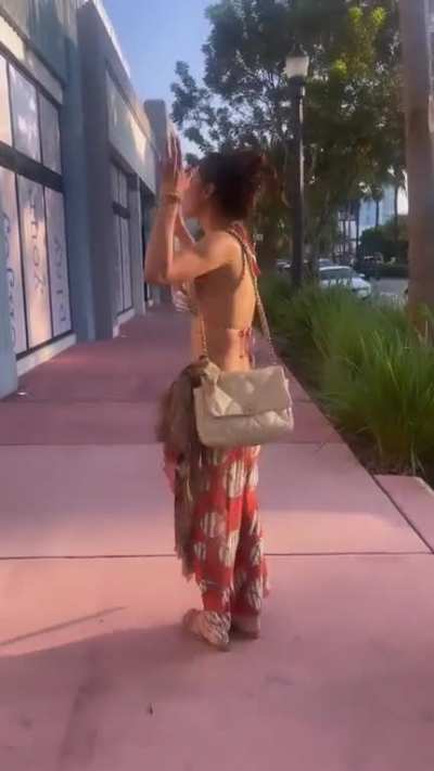 Mouni Roy Bikini in Miami 👙👙