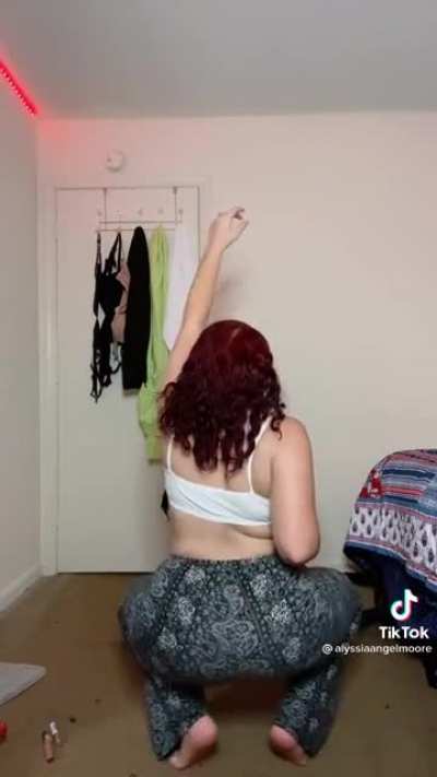 PAWG riding