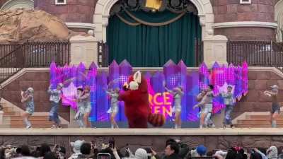 Shanghai Disneyland's new show