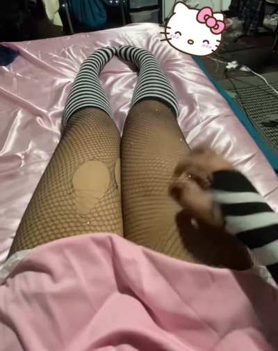 POV: you're a sissy femboy and have a thighs as jiggly jello 🍬 🥵