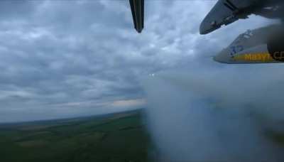 Su-25 firing unguided rockets at Russian positions. 299th Tactical Aviation Brigade.  (Published on 15/Feb/2024. Recording date not available)