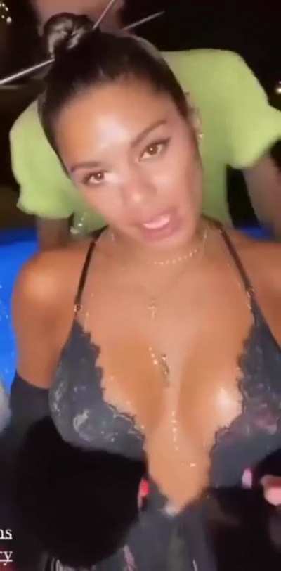 Vanessa Hudgens