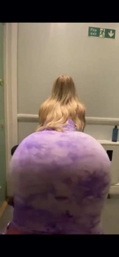Bootybyshels-all that ass