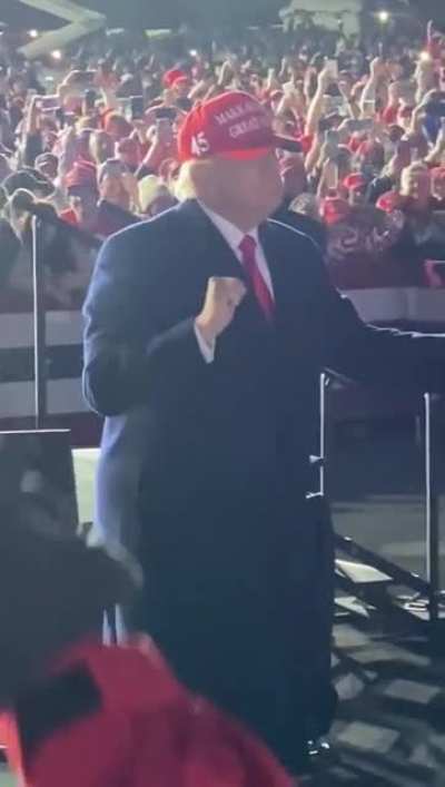 Trump dancing after 5th rally on Sunday