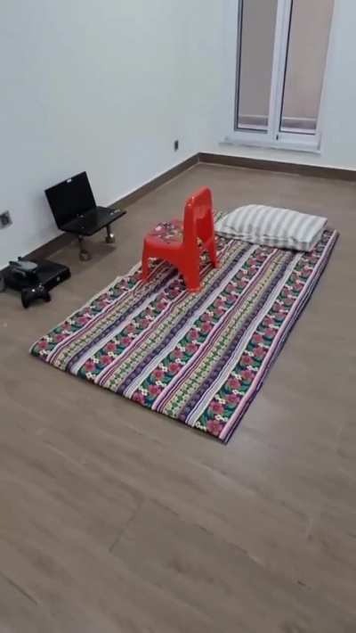 "Men aren't capable of decorating."