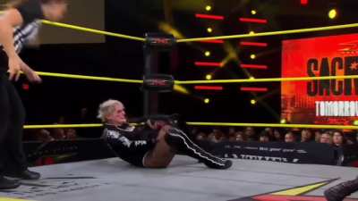Xia Brookside is in action!