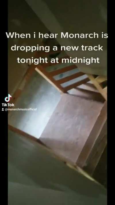 Shook the bones of that house