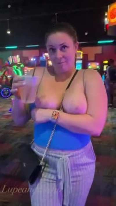 [GIF]Flashing my melons at the bowling alley arcade