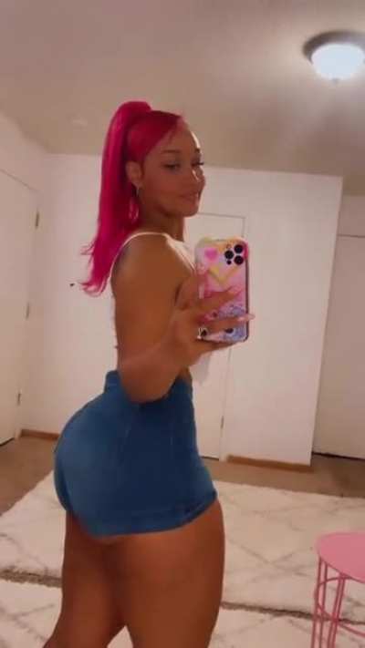 🍑🤳🏽💘
