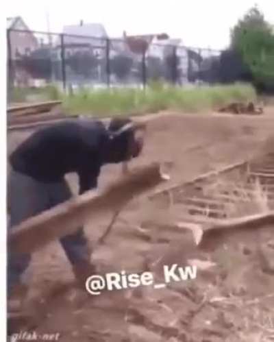 Cutting an unstable railroad track