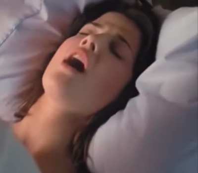 Cobie Smulders moaning (video with sound)