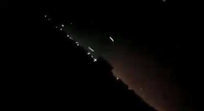 YNA units exchange heavy tracer fire with Houthi fighters on the Ta'iz front. Yemen (07/03/2021)