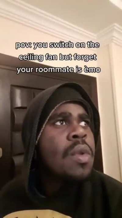 🗿
