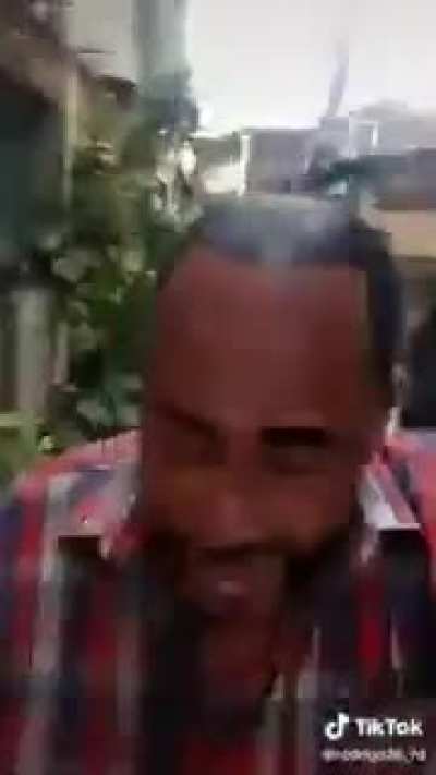 O homem tá ativo