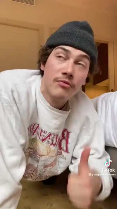 I don't know how to title this tbh