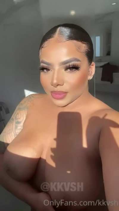 Sun kissed☀️Her full, up to date OF content folder⬇️