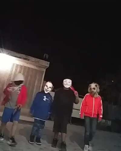 Me respalda mi gente pa 👹😈 te metes con uno y te sacamos los riñones en 0.1 segundos pa 👽😾