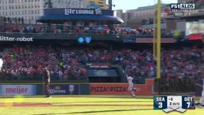 [Highlight] Javy B&aacute;ez two-run shot to extend the Tigers lead!