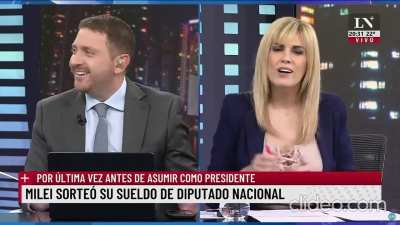 Jonatan Viale domando a Viviana Canosa