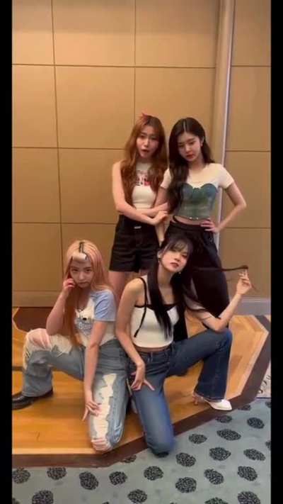 [230706] Yujin, Dayeon, Youngeun &amp; Yeseo TikTok update: Sisters &eth;