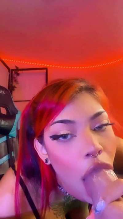Im Daddy&rsquo;s stupid whore