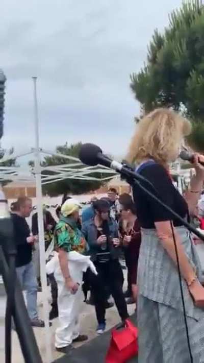 Martine Wonner, &eacute;lue d&eacute;put&eacute;e, insulte d'assassin en toute impunit&eacute; le personnel soignant.