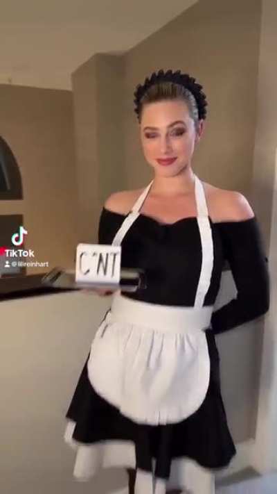 Lili Reinhart