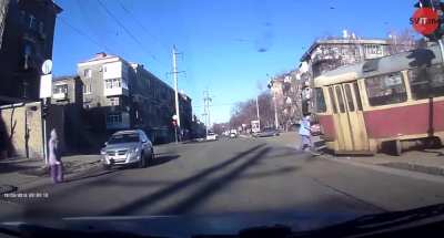 In Kharkov, on Vesnina Street, a tram on route 26 derailed and hit a pedestrian into the road.