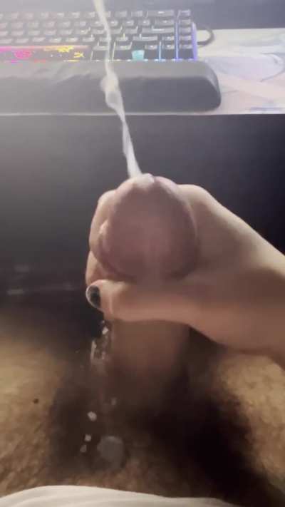 i love cumming so much (˶˃ ᵕ ˂˶)