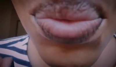 Love her lips 🫠