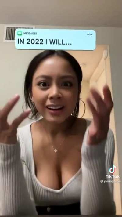 "IN 2022 I WILL... show them more 🍒" - Ylona Garcia