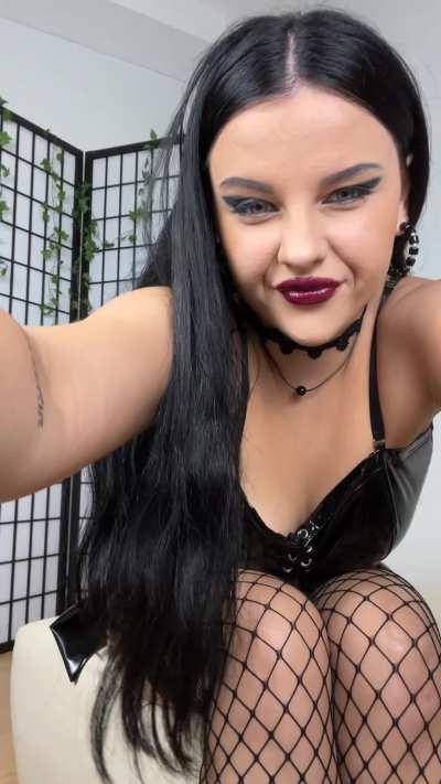 With a cock that small it&rsquo;s no surprise you&rsquo;re made to worship real men wear this cage