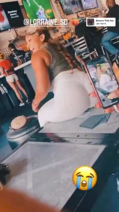Full bend 🍑❤️