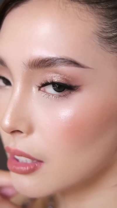 Analyn Barro