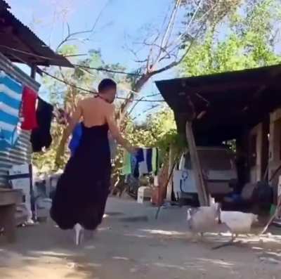 Domingo de Patash vs. Nenas con antena putiando.