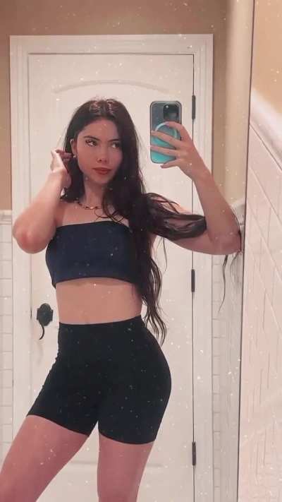 Outfit from a night out &ldquo;count blessings not problems&rdquo; (IG)