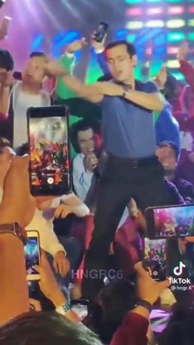 Isko adonis dancer