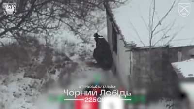 Four FPV drones and two drops targeted a single Russian soldier. Three units competed for the kill, but two drones failed to detonate and the drops exploded about 10 meters away, causing no significant damage. Published by Ukraine&rsquo;s &ldquo;Black Swan&rdquo; unit, 225